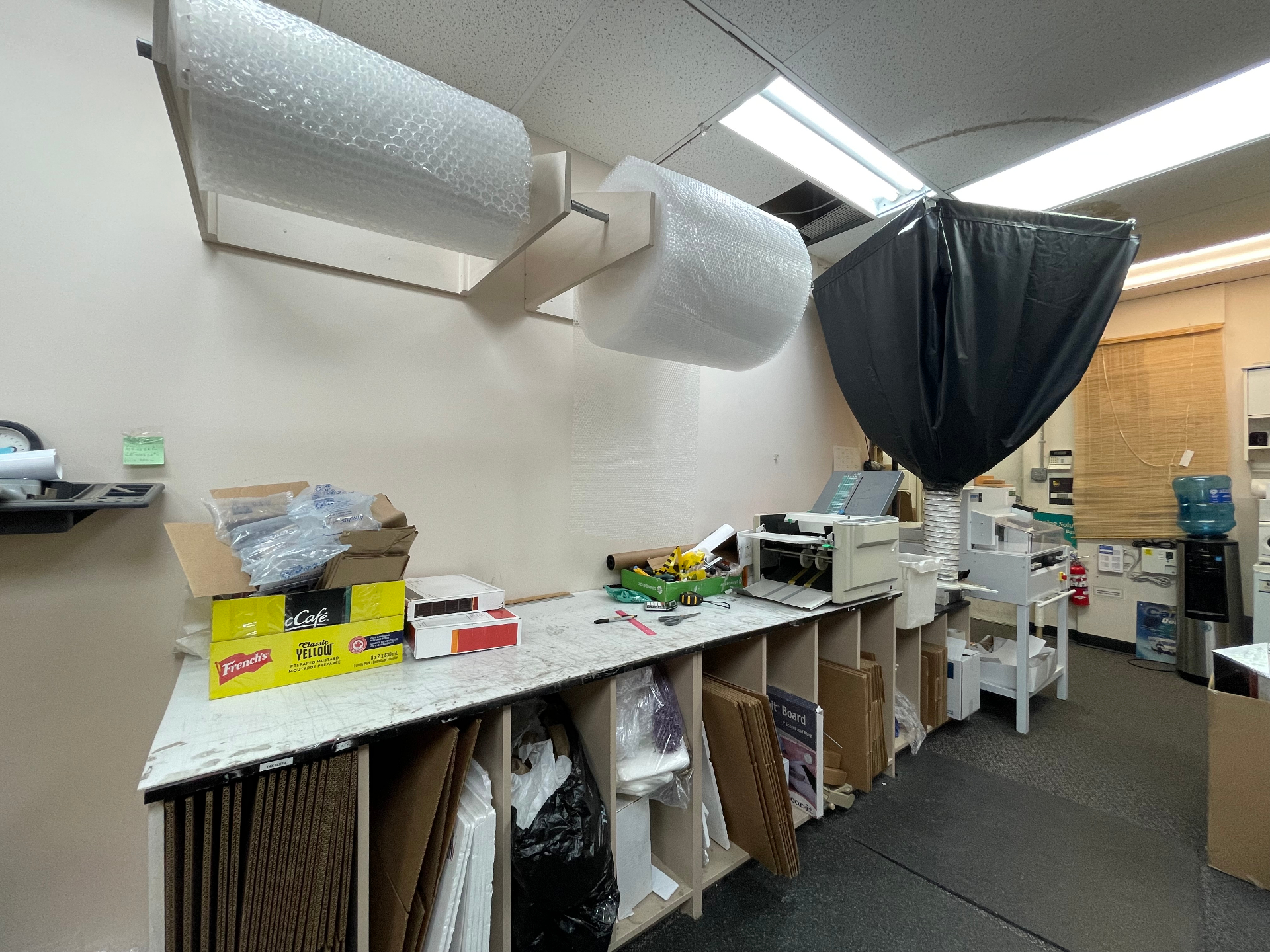 UPS 加盟店转让 · 萨斯卡通 8 街黄金地段——林与唐地产 - 9